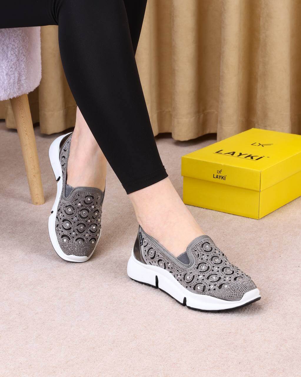 Walker Pro Hybrid Ballet Flats