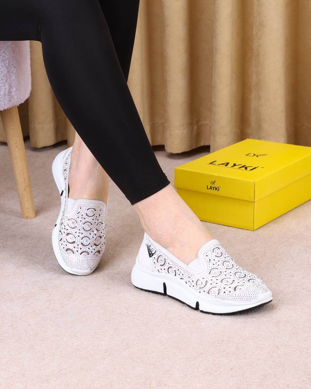 Walker Pro Hybrid Ballet Flats