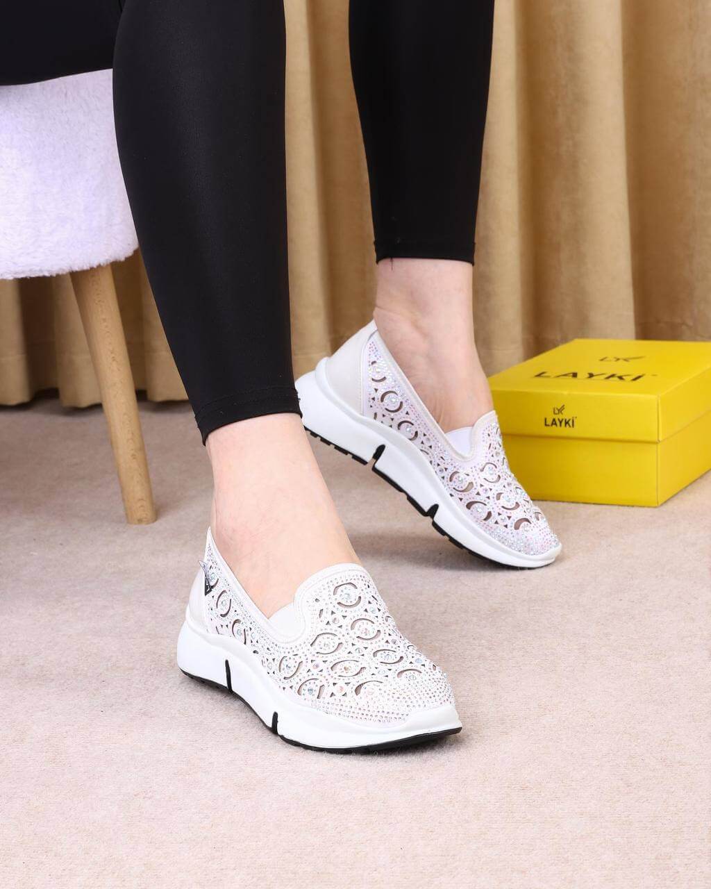 Walker Pro Hybrid Ballet Flats